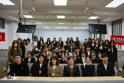 10 上届员工干部合照